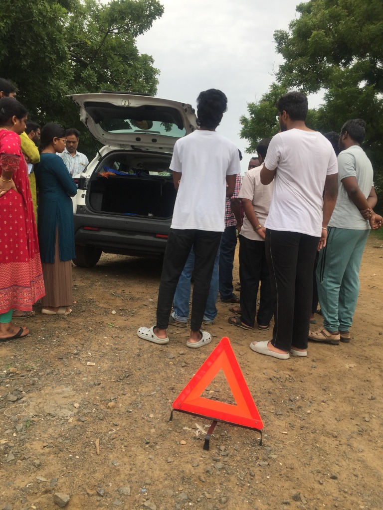 JK Driving School road safety hazard triangle and vehicle equipment training